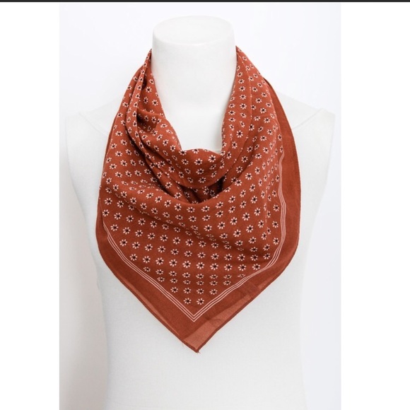 100% Cotton Daisy Floral Bandana Face Mask - Picture 4 of 4